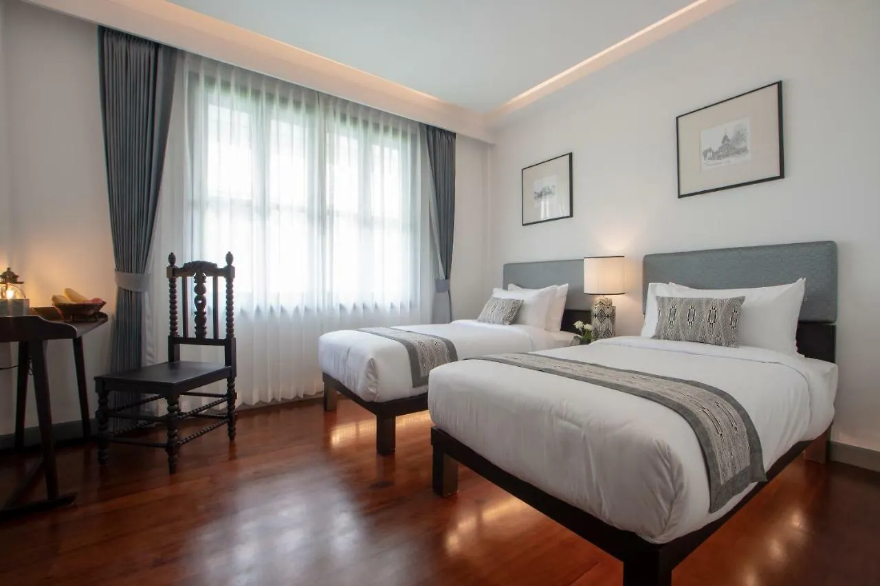 Souphattra Hotel Luang Prabang 4*,  Laos